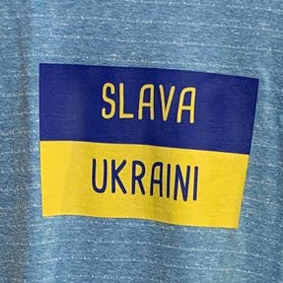 Upcycled Hand Printed 2XL Ukraine Flag European Goldfinch Slava Ukraini Tee - Picture 4 of 5